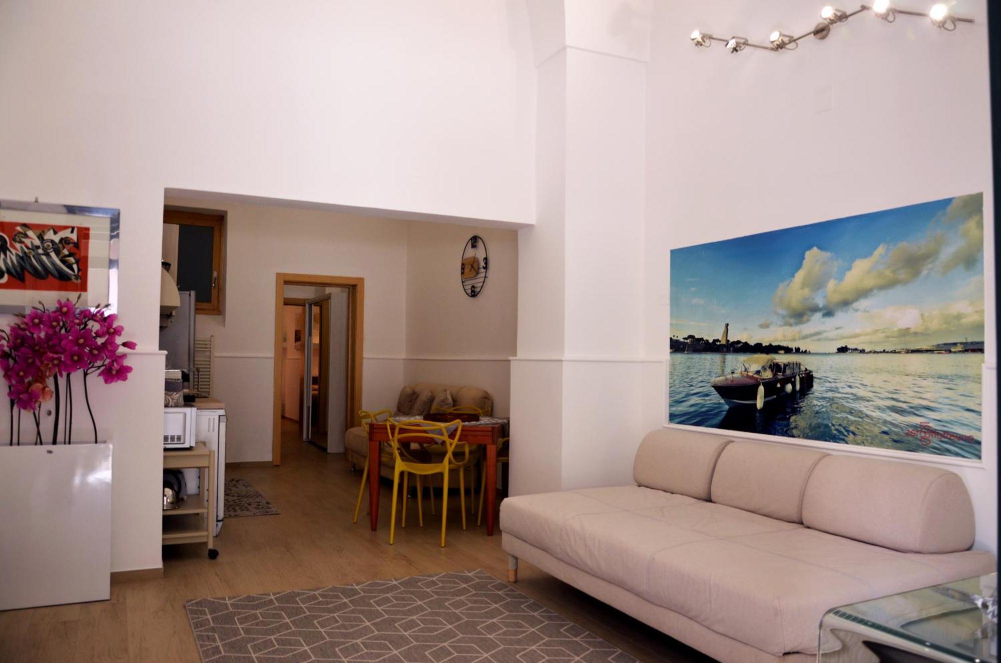 Conte Cavour Apartment Бриндизи Экстерьер фото